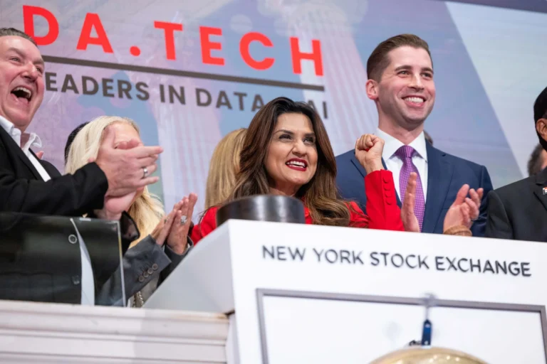 Ringing the NYSE bell – previous WLDA Summit